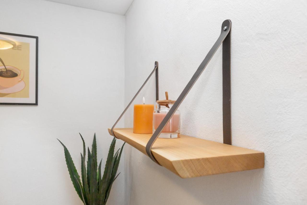 Moderne & Fuldt Udstyret Lejlighed M.Plads Til 4 Hojbjerg 外观 照片